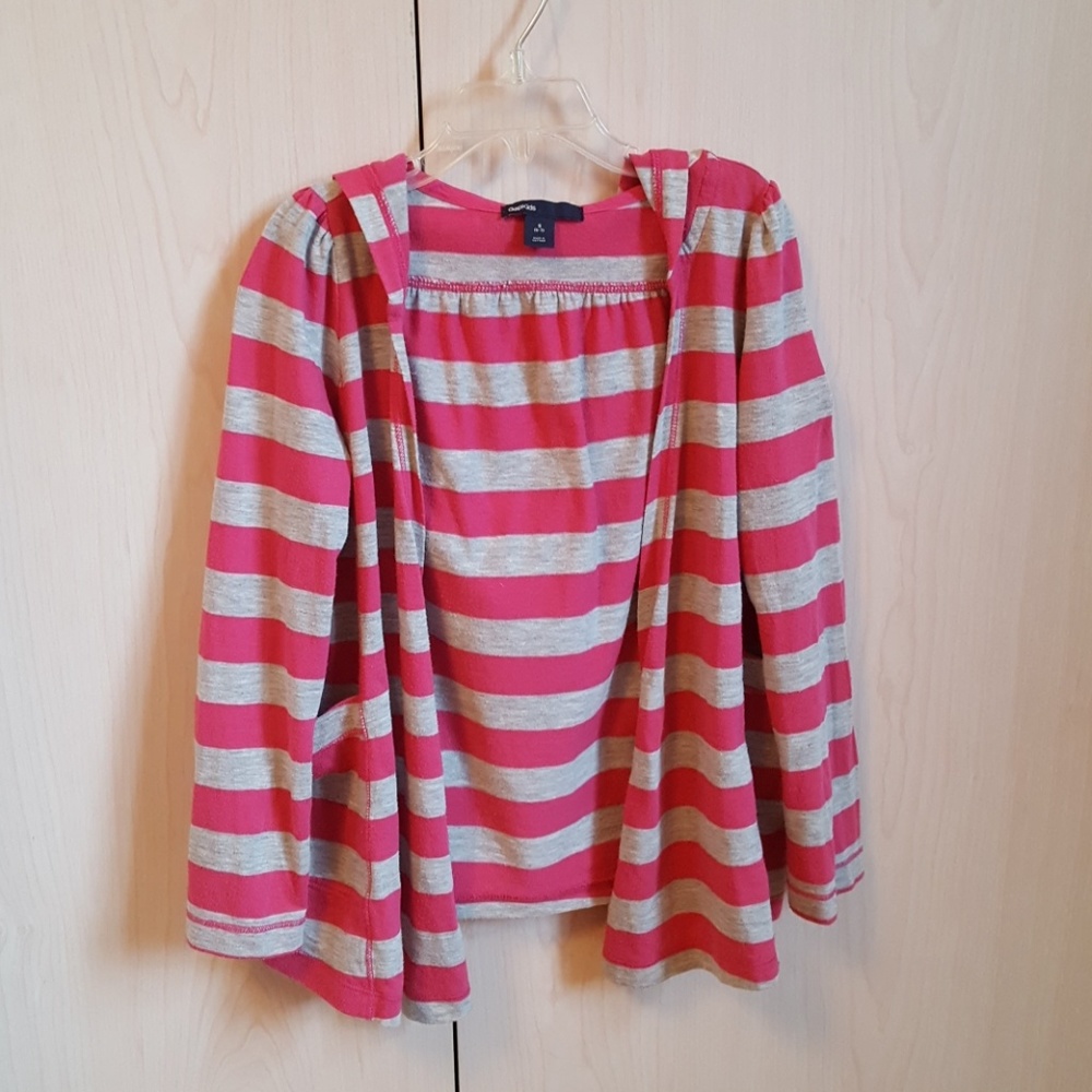 GAPkids light cardigan, size S (6-7)